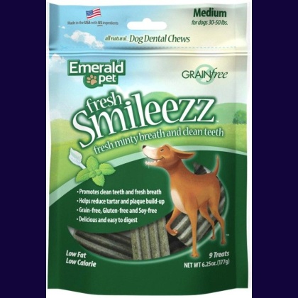 Emerald Pet Fresh Smileezz Dental Dog Treats Medium