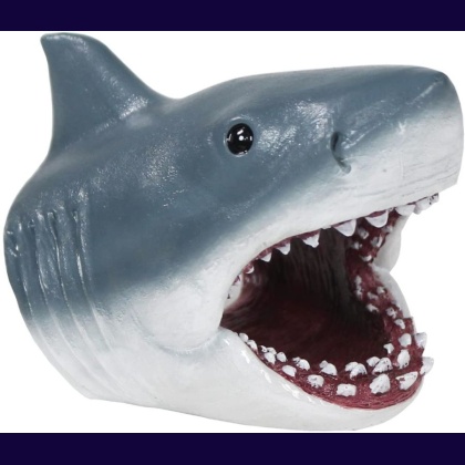 Penn Plax Jaws Open Mouth Swim Through Aquarium Ornament