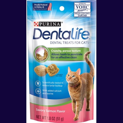 Purina DentaLife Dental Treats for Cats Salmon